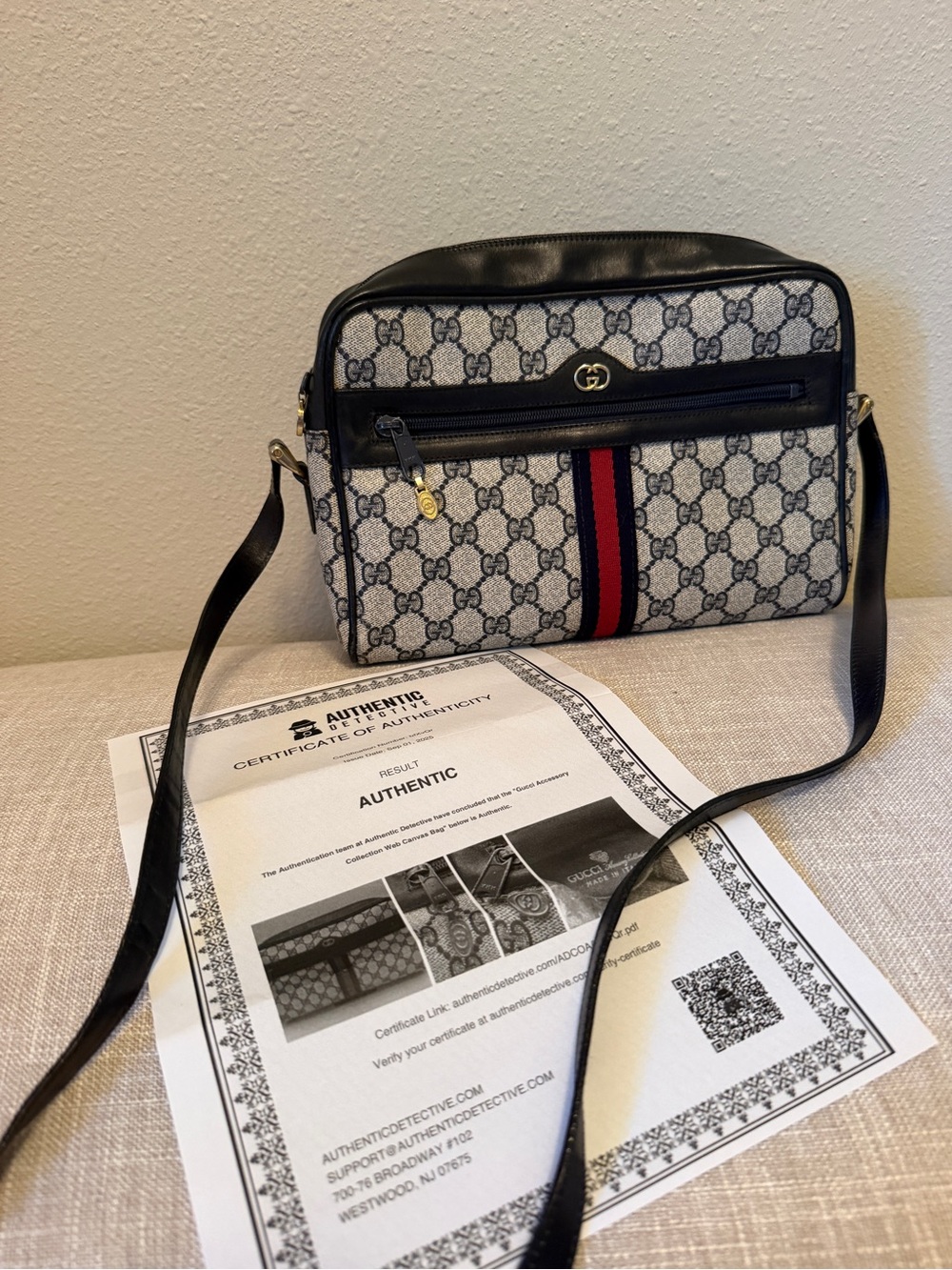 Gucci Beige GG Supreme Canvas Messenger Bag with Black Trim and Red-Blue Web